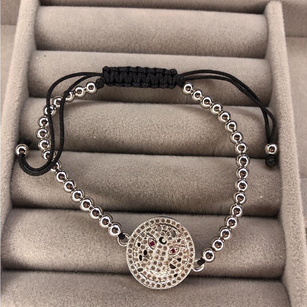 🌟🌟🌟🌟Silver Beaded Bracelet with Panther Charm - Picture 3 of 6